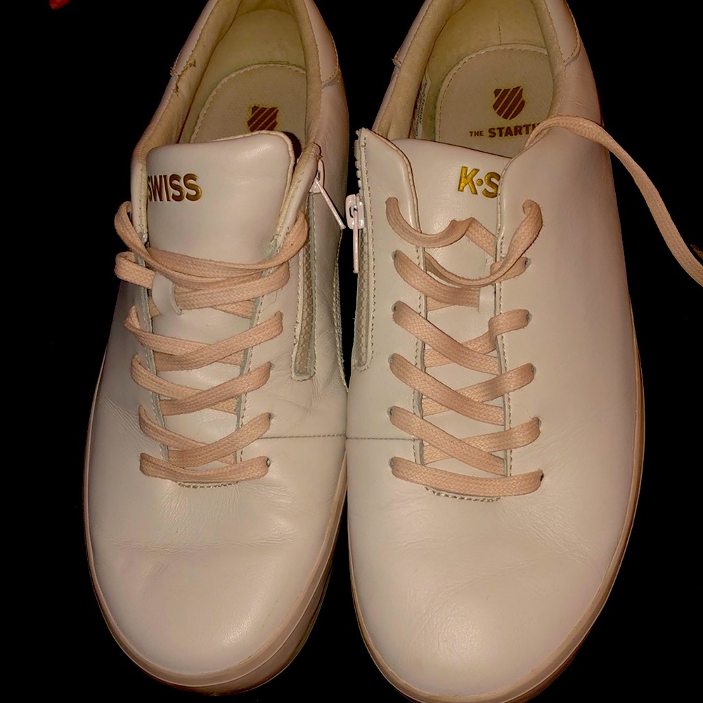 Men’s K Swiss tennis shoes